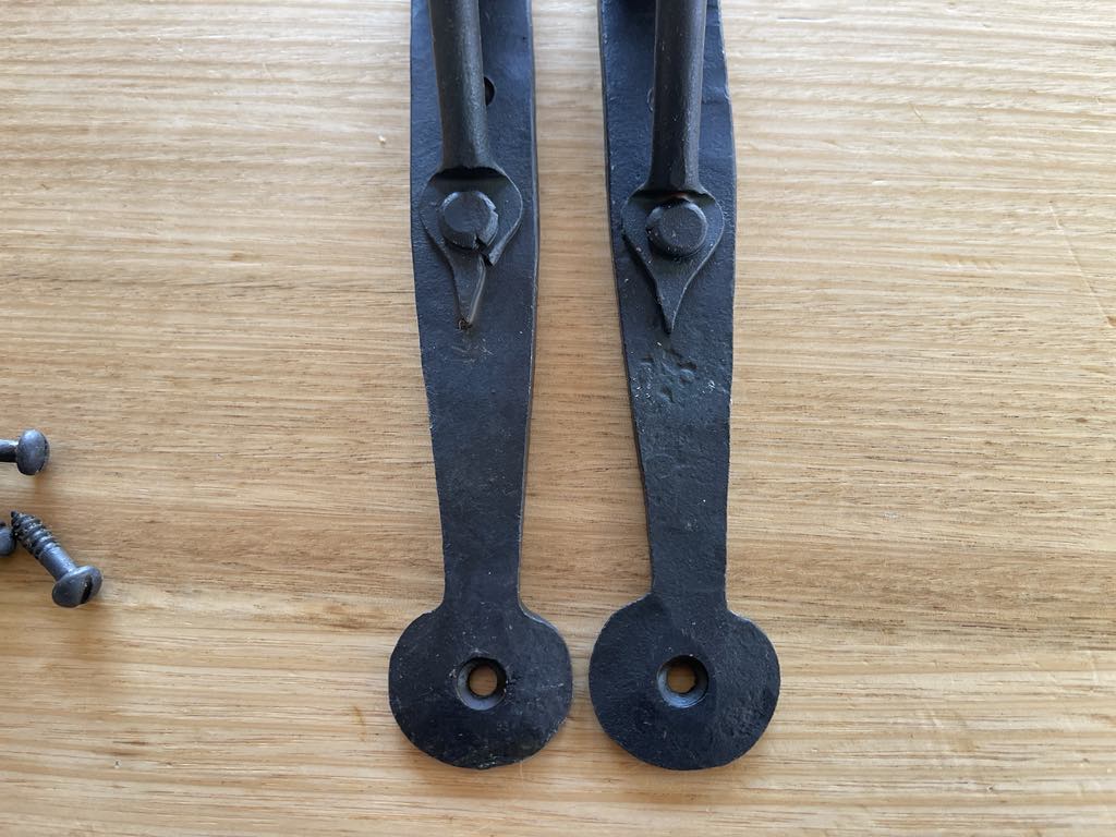 HAND FORGED WROUGHT IRON SHELF BRACKETS