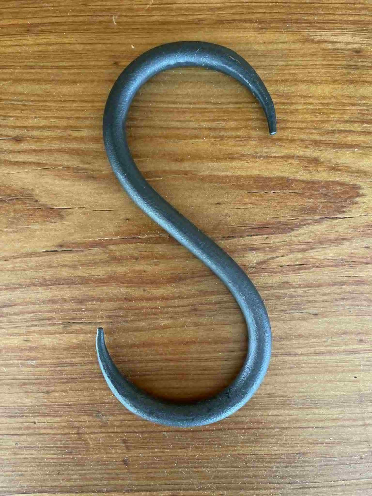 BEESWAX 8″ HAND FORGED S HOOK