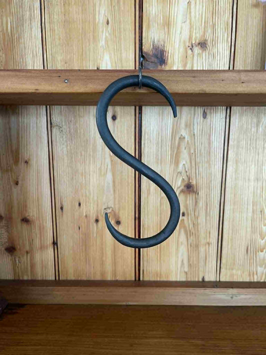 BEESWAX 8″ HAND FORGED S HOOK